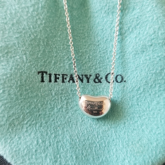 Tiffany & Co. Elsa Peretti Bean Necklace - Picture 4 of 11